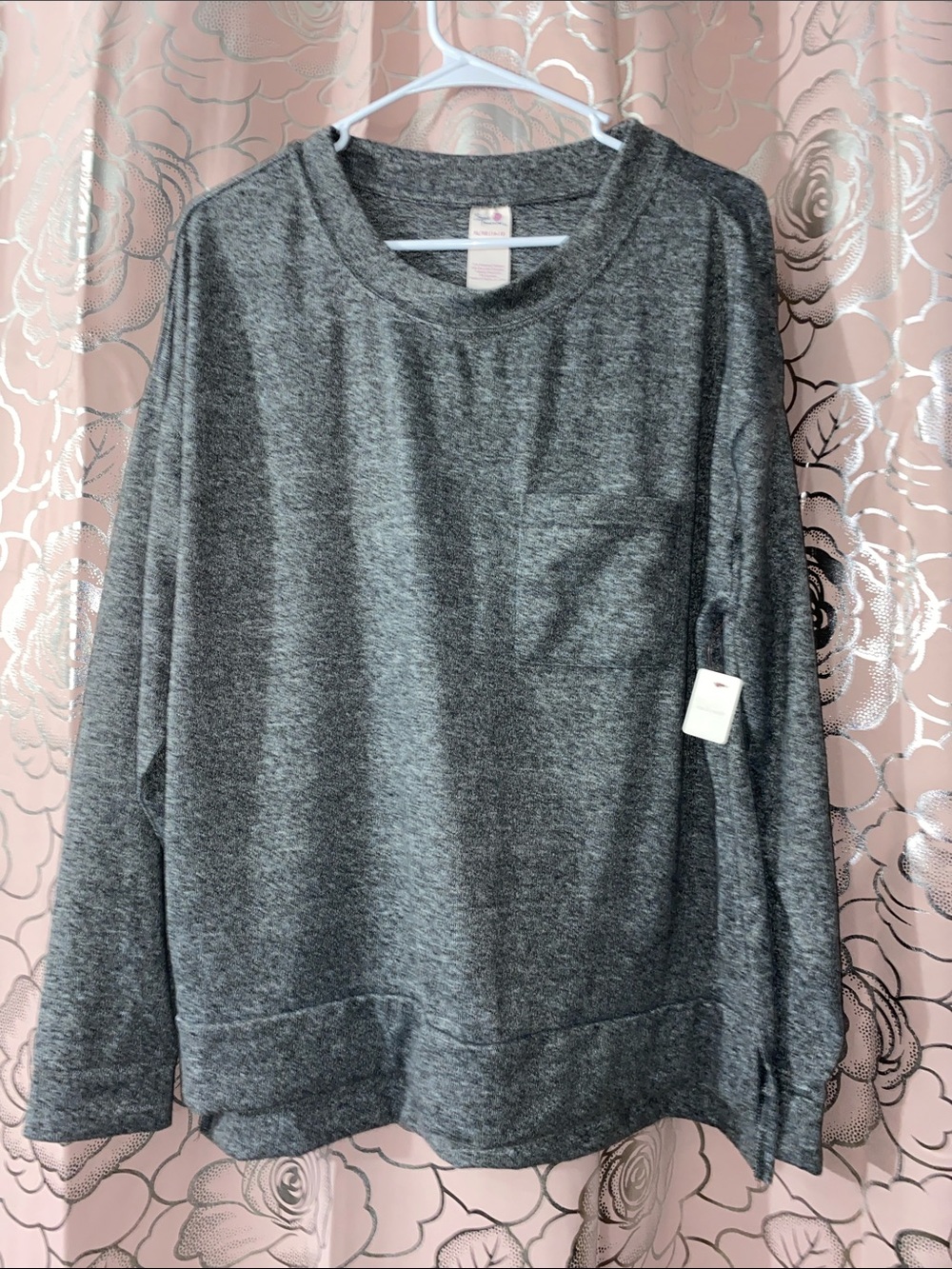 Secret Treasures Womens Gray Hacci Knit Long Sleeve Pocket Lounge Top